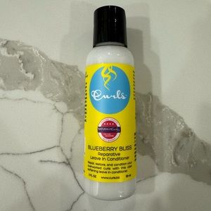 🌸5/$25🌸 Curls blueberry bliss reparative leave in conditioner